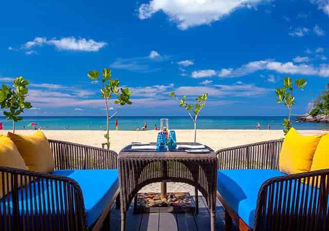 1 bed Deluxe Ocean facing room in Karon beach