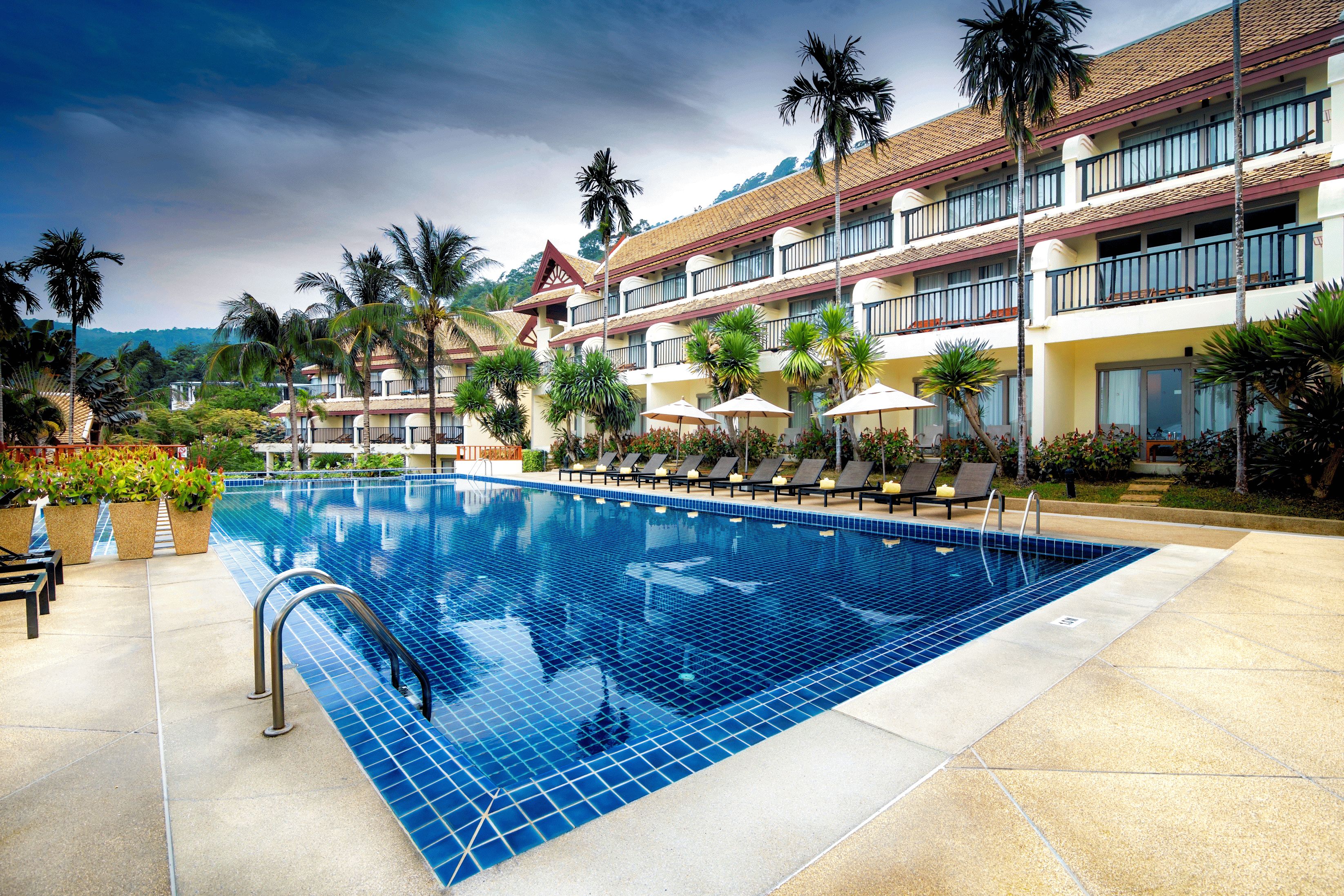 Centara Blue Marine Resort & Spa Phuket) 4*