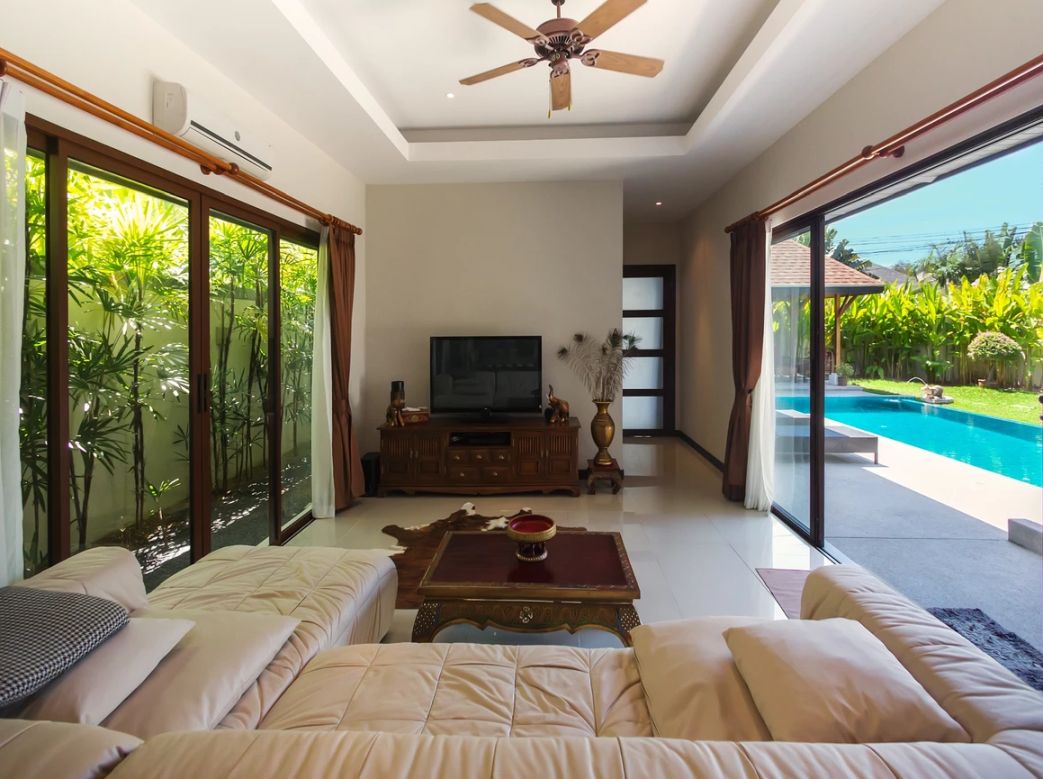 Bedroom pool villa. Равай вилла ка вилла. Villa Sonata Phuket Apt Чалонг. Пляжи на Равай вилла. Дом с омаром на стене Пхукет.