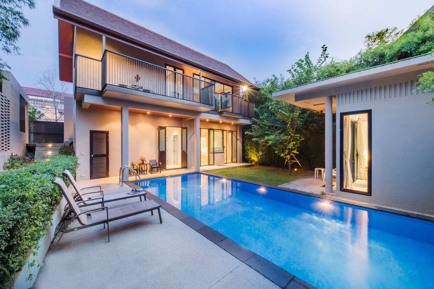 3 bedroom villa in Bangtao close to Porto De Phuket